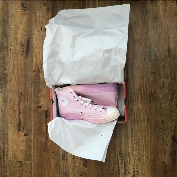 **HOST PICK** BNIB Converse Chuck 70 Pink Pastel Gradient High Top Women's 10.5 - Picture 7 of 12